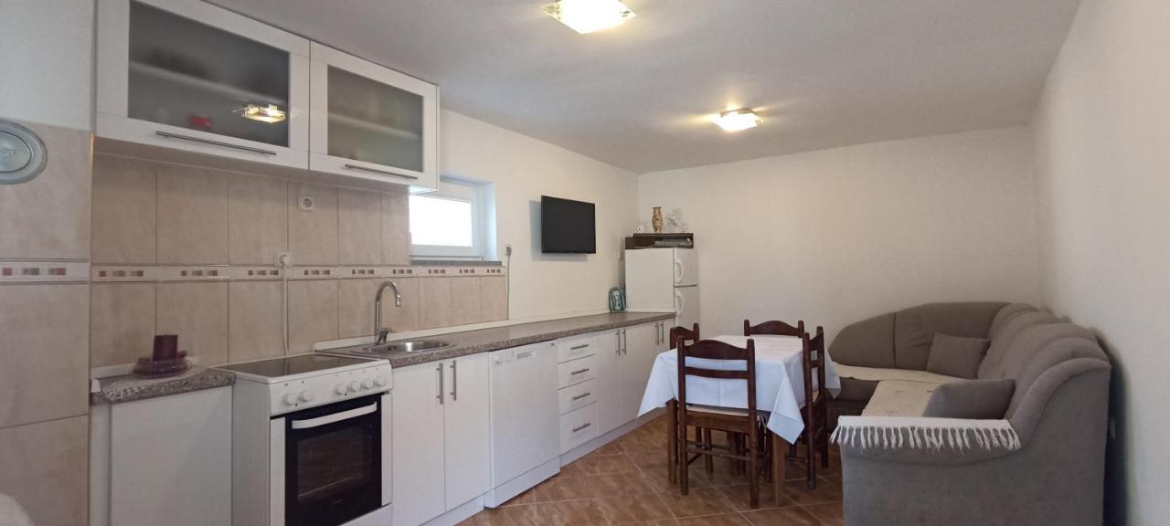 Apartman Vukalovic Требинье Экстерьер фото