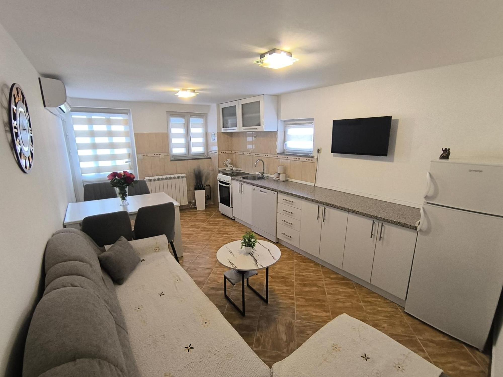 Apartman Vukalovic Требинье Экстерьер фото