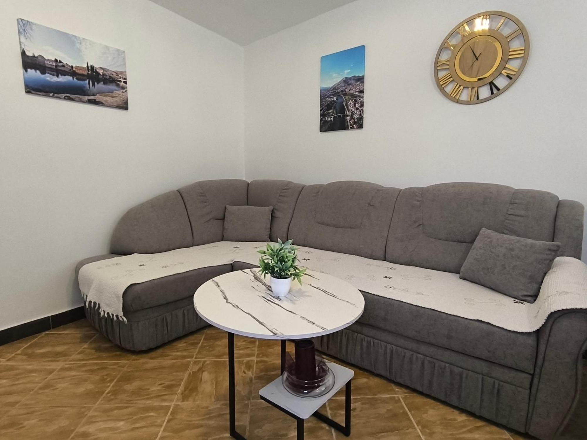 Apartman Vukalovic Требинье Экстерьер фото